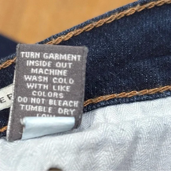 Abercrombie & Fitch Dark Stretch Blue Jeans - Picture 10 of 11